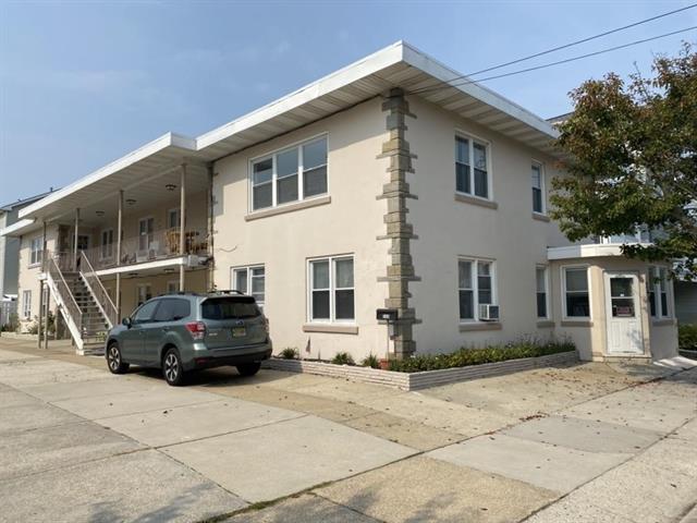 240 E Baker Ave - Picture 1